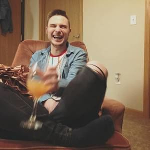 Meet your Posher, Brandon